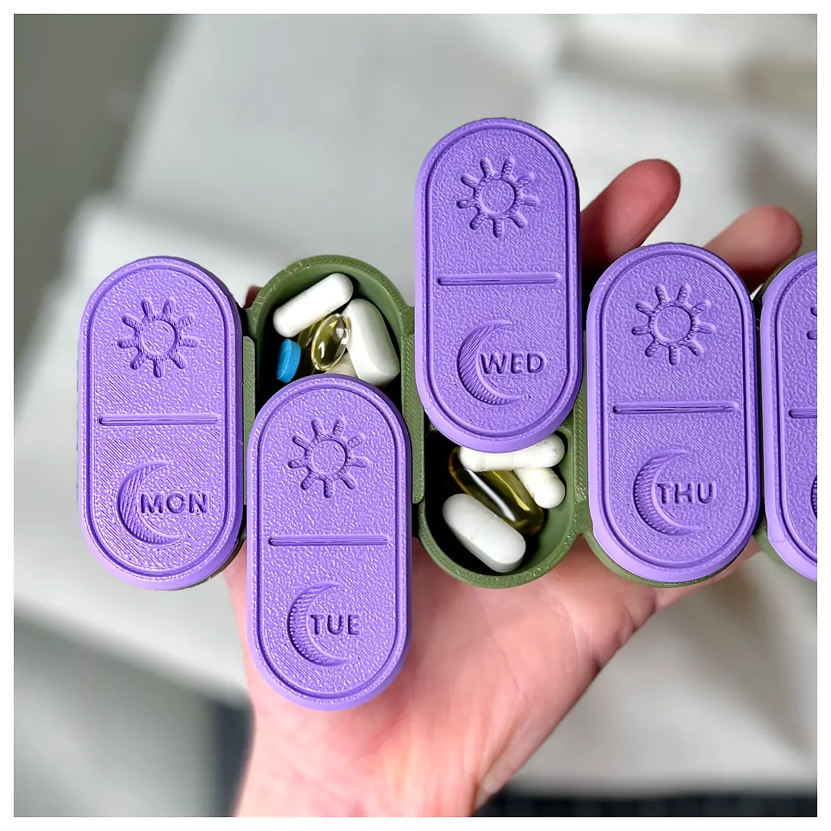 7 Day Pill Box Organizer Morning Night Universal Medication Dispenser Daily Pill Splitter