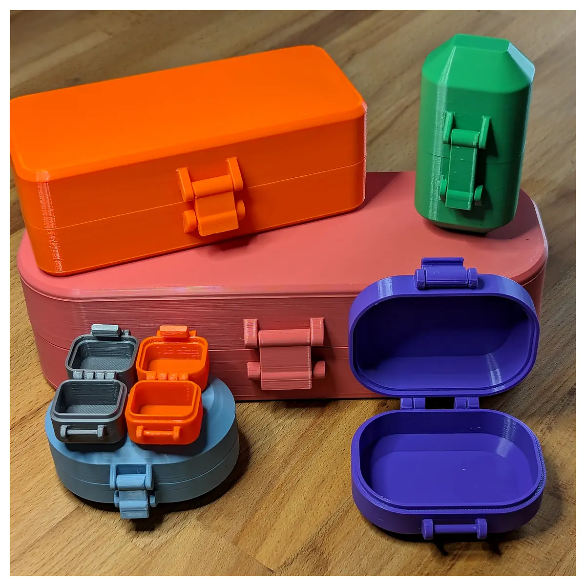 Parametric Latching Box Print in Place Universal Parts Repair Electronics Components