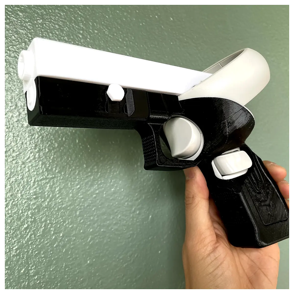 Oculus Quest 2 Pistol Grip Quest 3 Compatible VR Gun Grip Accessories VR Gaming Handle Virtual Reality Grip Parts
