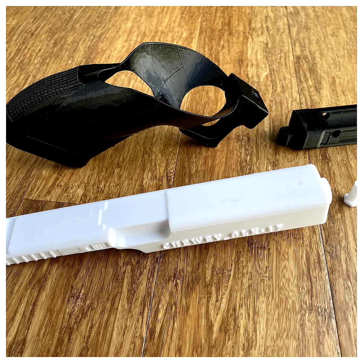 Oculus Quest 2 Pistol Grip Quest 3 Compatible VR Gun Grip Accessories VR Gaming Handle Virtual Reality Grip Parts
