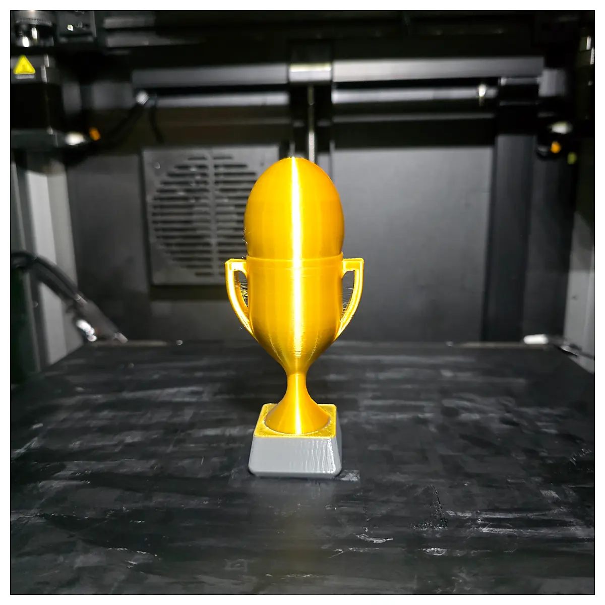 Egg Trophy Creative Gift Decoration Party Prize Award Celebration Reward Party Supplies Festival Gift Egg Shaped Trophy