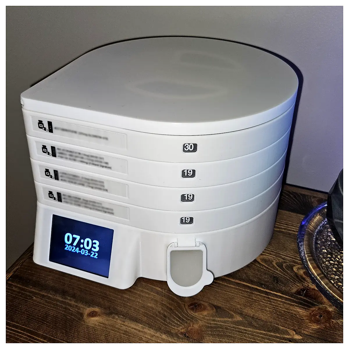 Automatic Pill Dispenser Smart Timer Medication Reminder Pill Organizer Drug Management