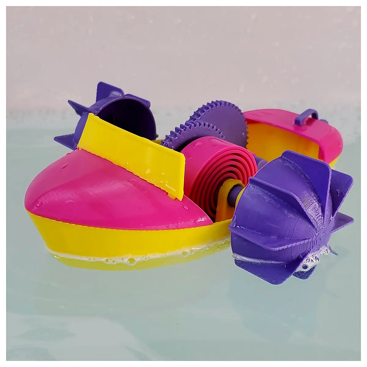 Bath Boat Toy Wind Up Automatic Floating Boat Kids Water Toys Splash Play Gift