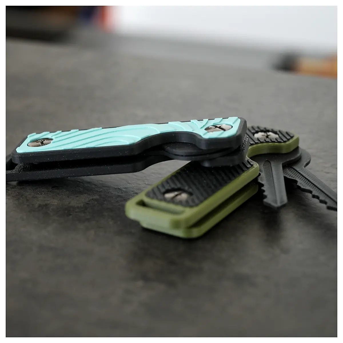 Key Organizer M3 Screw Compatible EDC Keychain Portable Key Holder Multi Tool Secure Key Storage