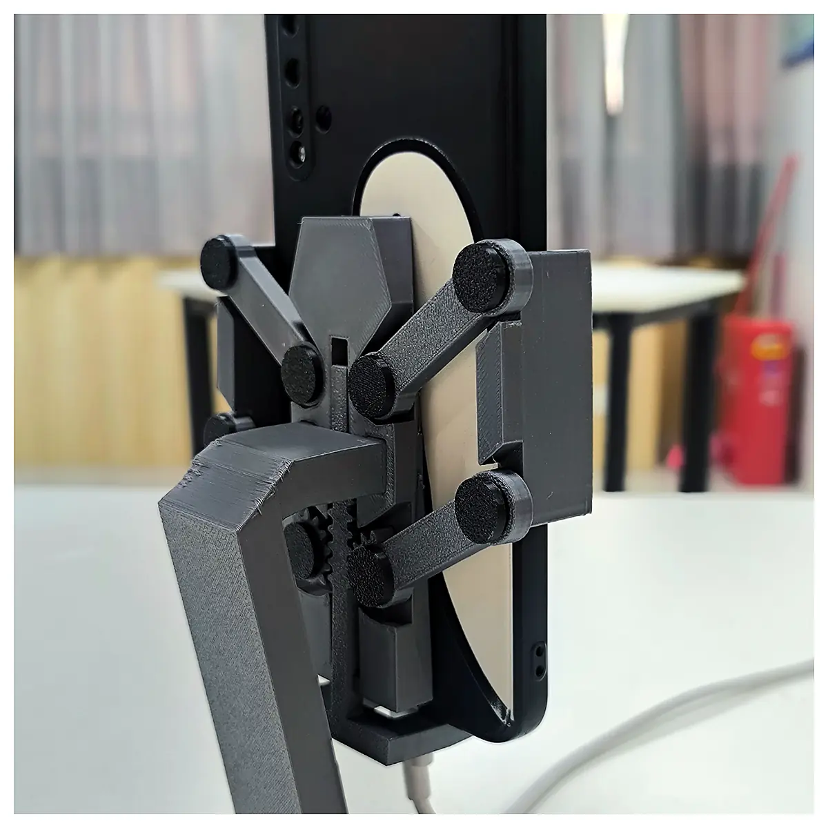 Car Phone Holder Mount Adjustable Smartphone Holder Vehicle Headrest Support Phone Holder Accessories