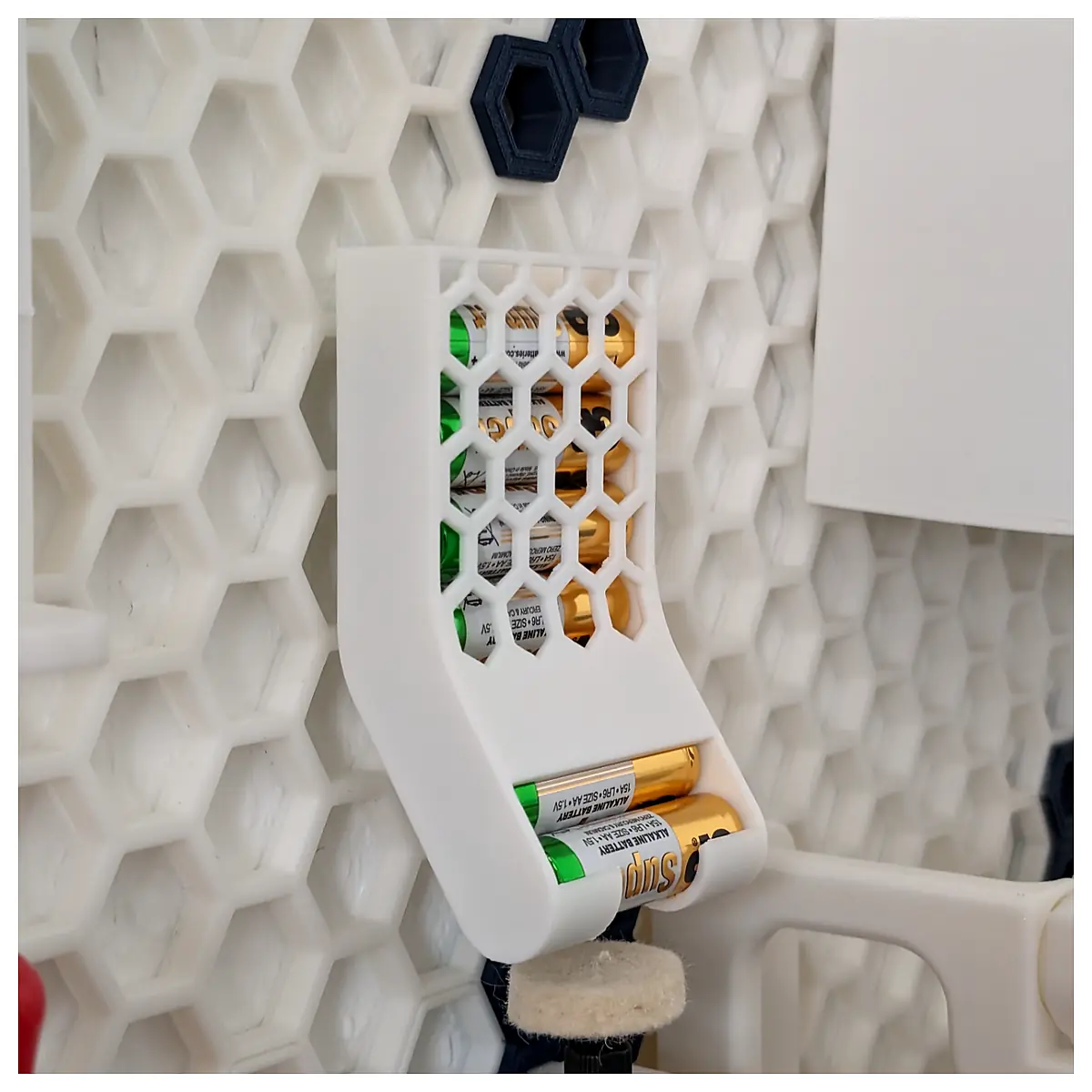 Honeycomb Storage Wall HSW Battery Dispenser Charger Battery Storage Battery Accessories Universal