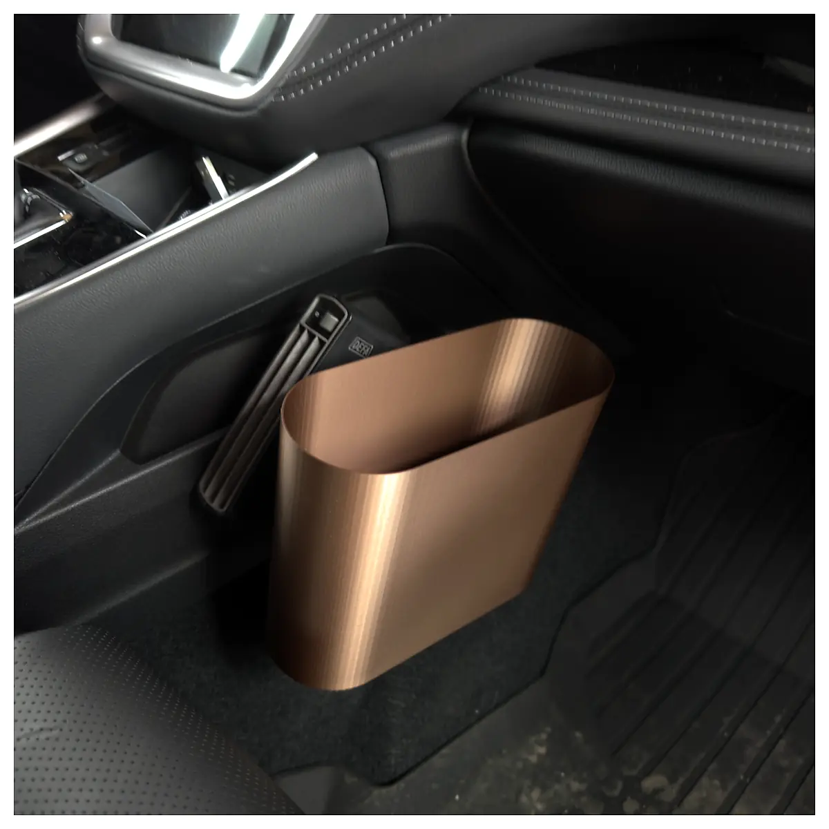 Car Trash Bin Organizer Portable Storage Bin Auto Waste Receptacle Accessories Car Parts Storage