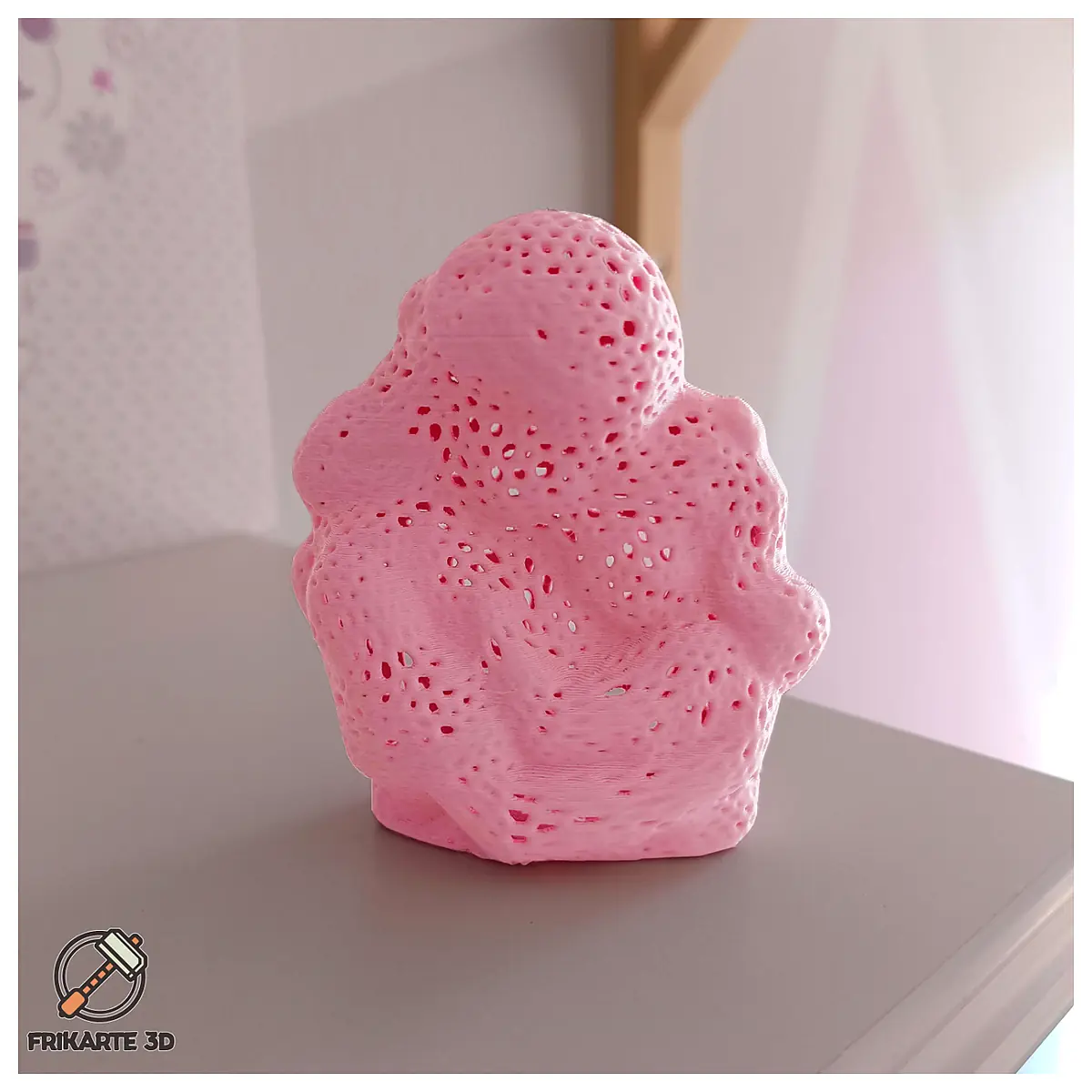 Voronoi Mother Embrace Art Print Abstract Wall Decor Geometric Design Canvas Home Decoration Modern Art Wall Hanging 3D Effect