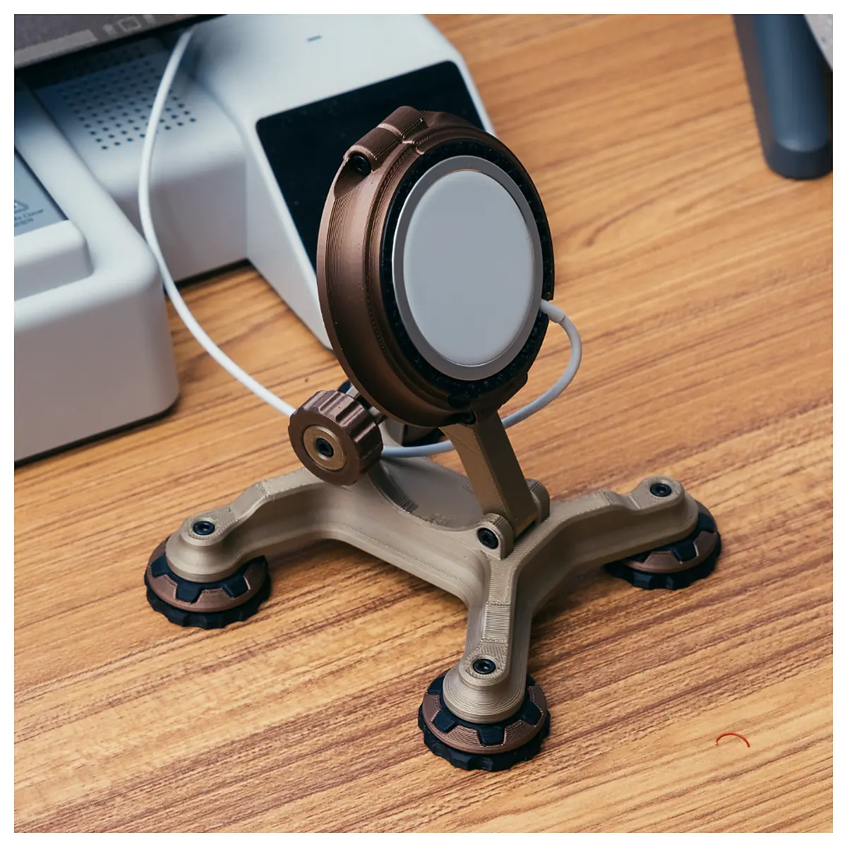 Industrial MagSafe Stand iPhone Charger Holder Phone Stand Mobile Accessory Repair Parts Phone Fix