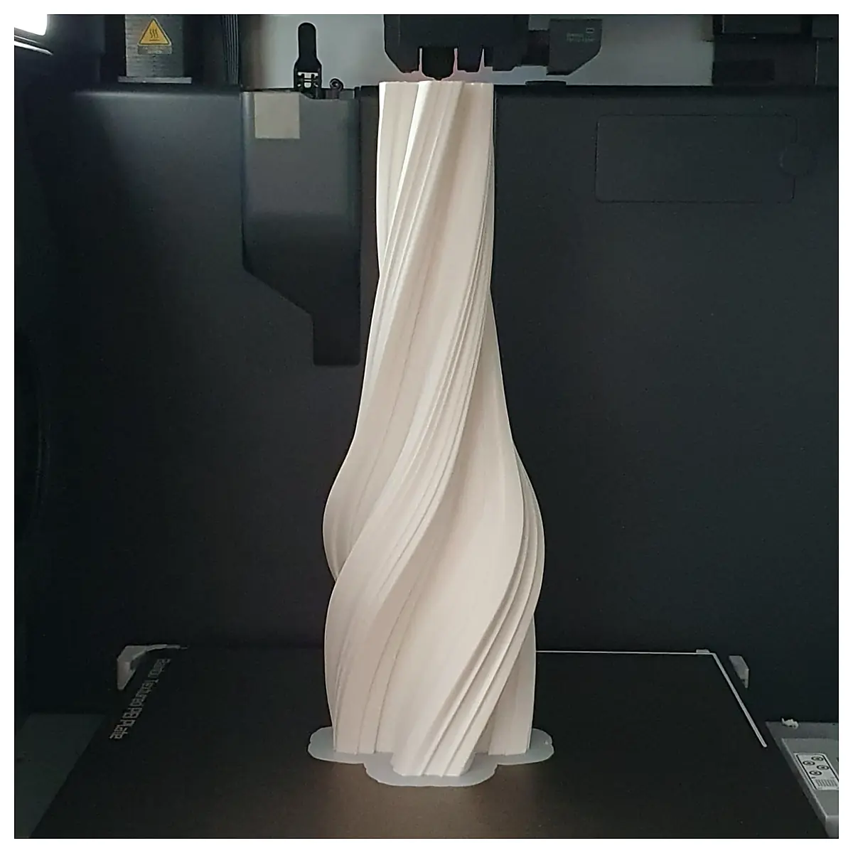 Twisted Vase DIY Crafting Creative Vase Modification Parts Accessories Repair