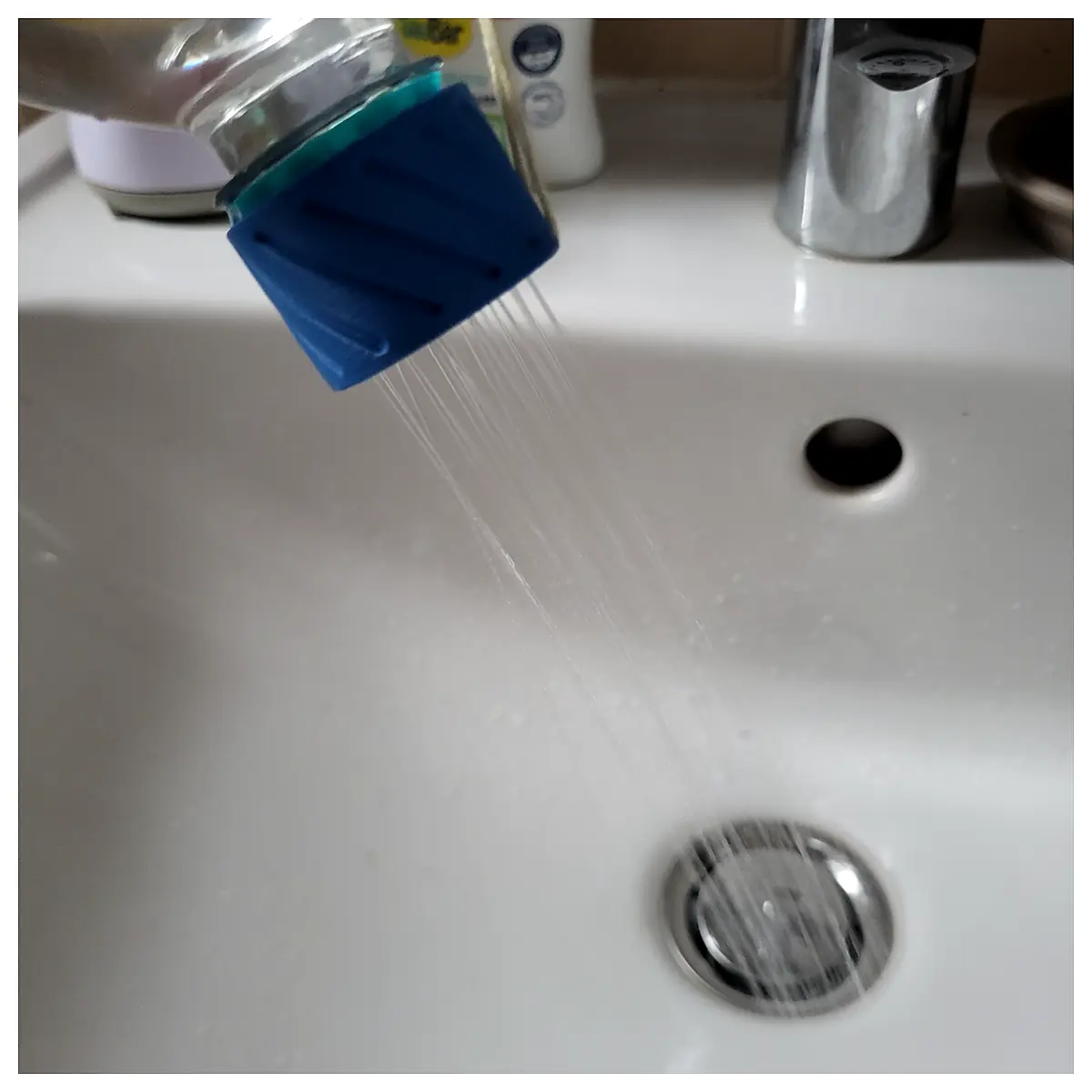 Beach Travel Shower Bottle Cap Leakproof Water Saver Replacement Caps Drip Stop Seals