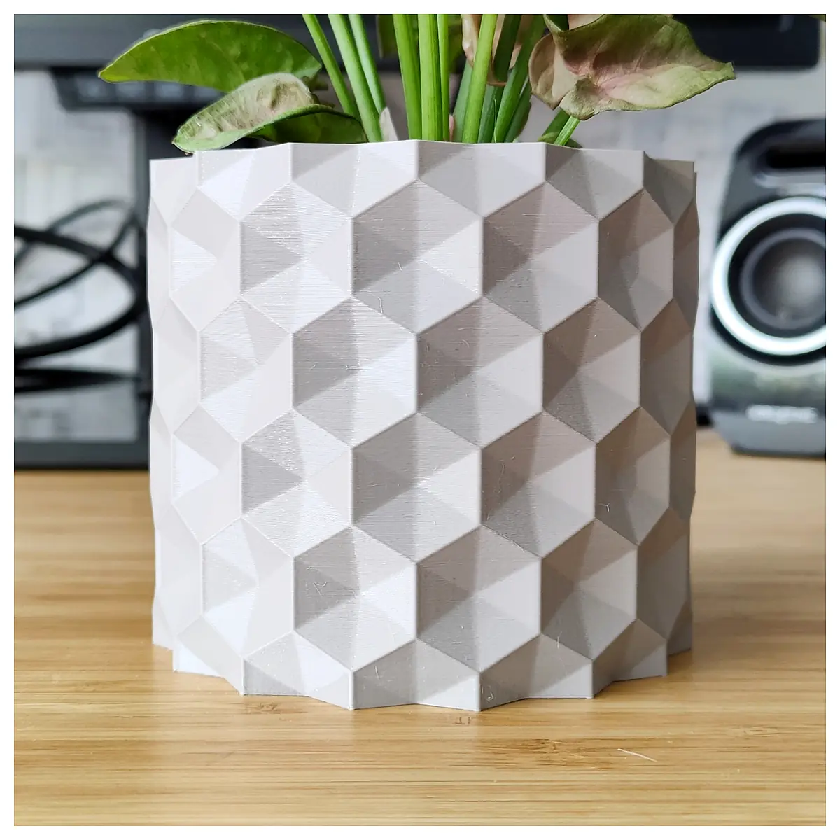 Inverted Hexagonal Planter Vase Plant Decor Creative Home Gardening Green Plants Multi functional