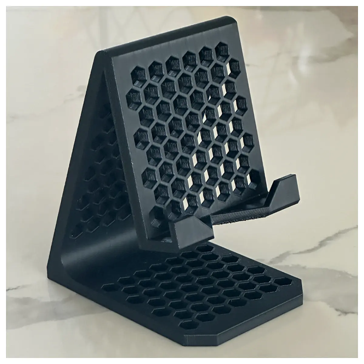 Phone Stand Adjustable Mobile Holder Desk Stand Charging Stand Support Universal Phone Grip Accessory