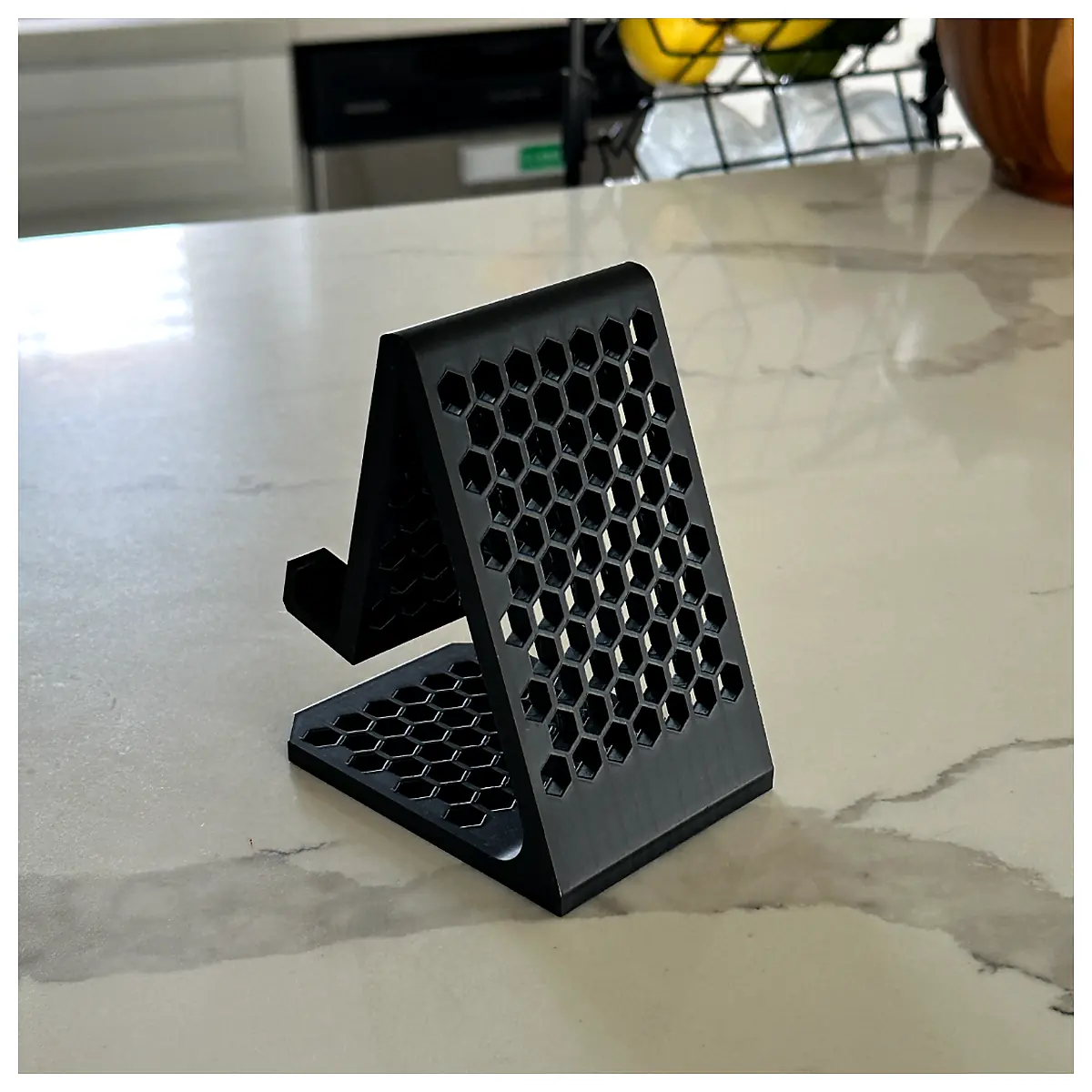 Phone Stand Adjustable Mobile Holder Desk Stand Charging Stand Support Universal Phone Grip Accessory