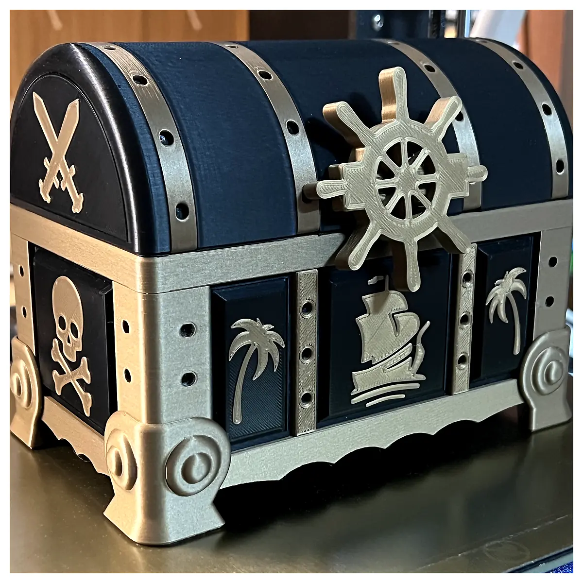 Treasure Chest Toy Pirate Chest Kids Toy Storage Box Game Collectible Decoration Gift