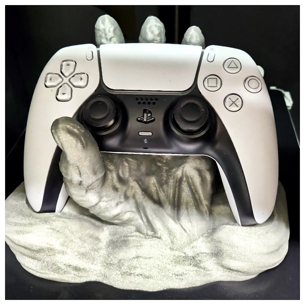 PlayStation 5 Zombie Hand Controller Holder Game Accessory Controller Storage Desk Decor PS5 Compatible Gaming Collectible