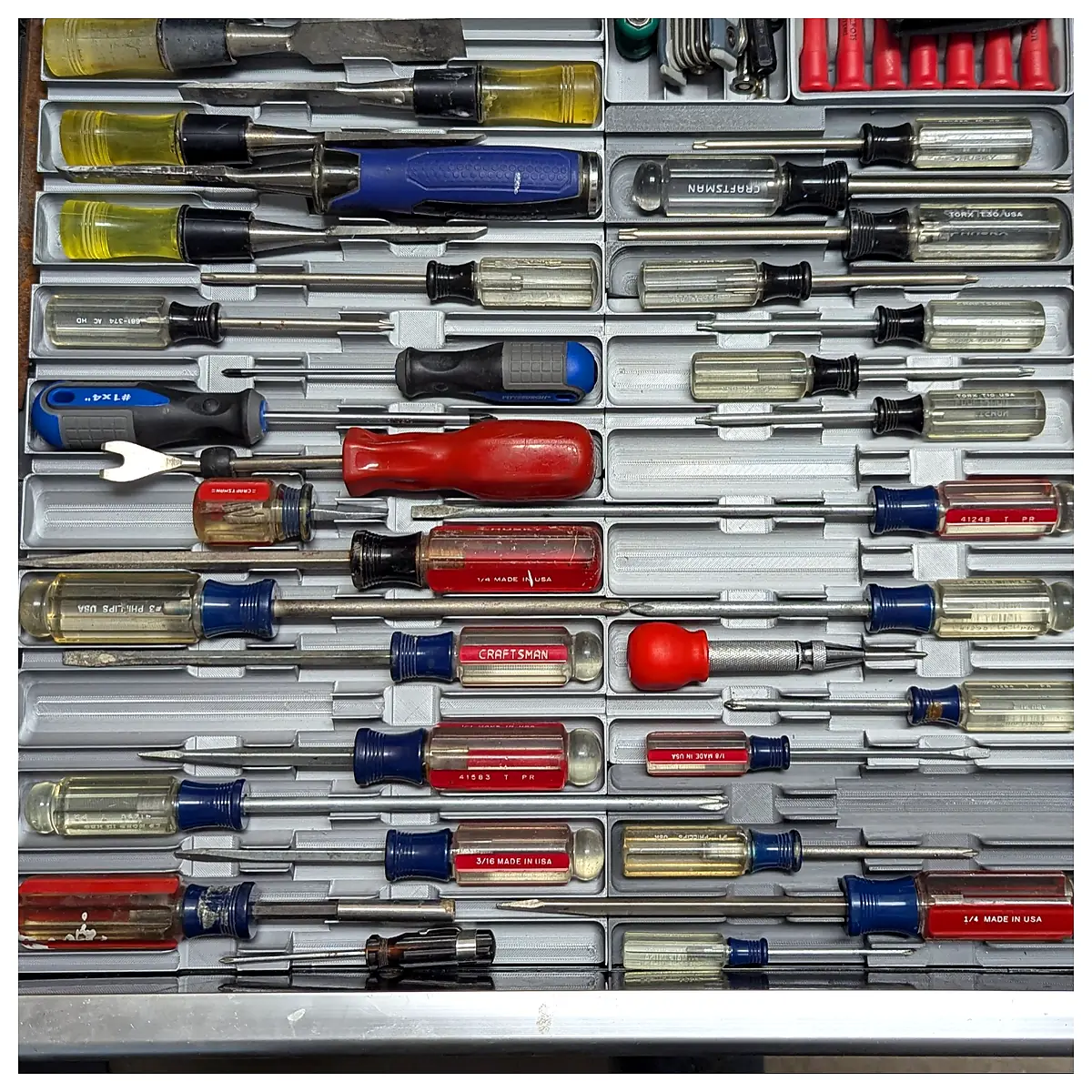 Gridfinity Screwdriver Organizer Tray Tool Storage Screw Driver Kit Desktop Organization Parts Accessories