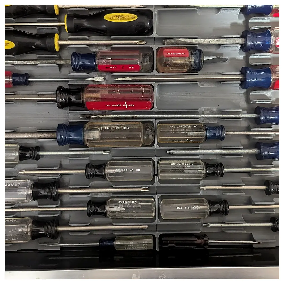 Gridfinity Screwdriver Organizer Tray Tool Storage Screw Driver Kit Desktop Organization Parts Accessories