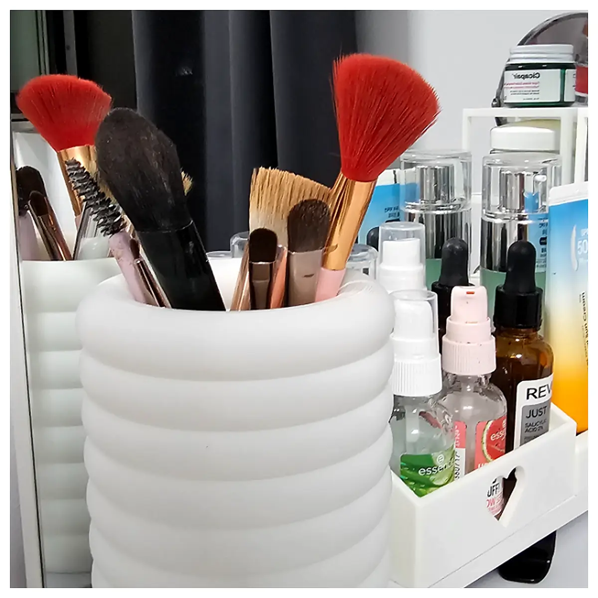 Puffy Pen or Makeup Brush Holder Organizer Multi Purpose Brush Storage Case Accessories