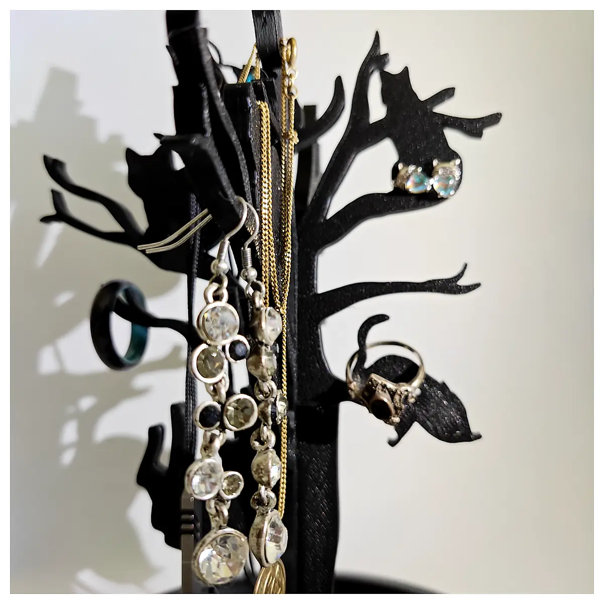 Cat Jewelry Stand Cats in Tree Display Pet Decor Creative Home Accent Tree Cat Display