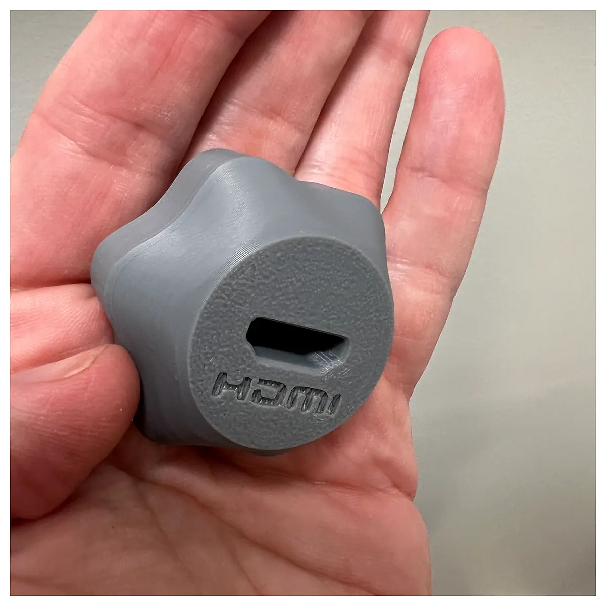 Cursed Connectors H2O Adapter HDMI Water Faucet to HDMI Converter Video Cable Accessories