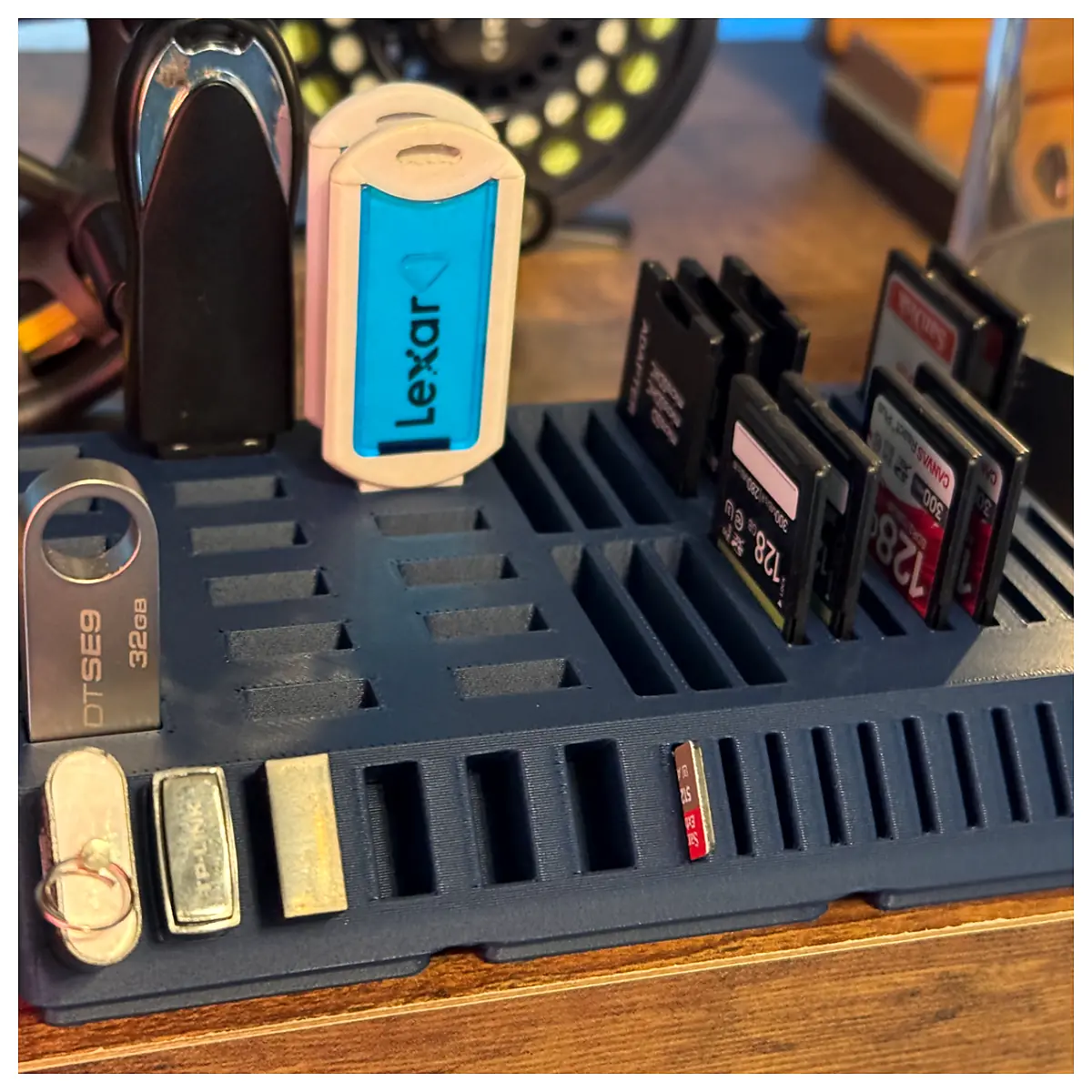 SD Card Holder 2x3 USB SD MicroSD CFeB CFexpress Organizer Universal Storage Case Multi Card Storage