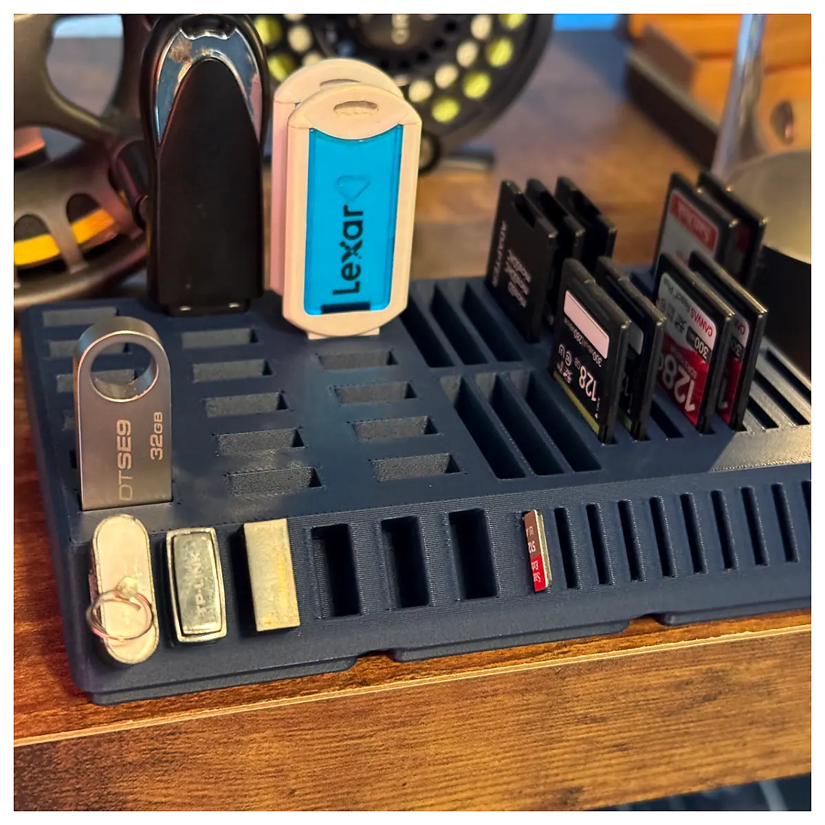 SD Card Holder 2x3 USB SD MicroSD CFeB CFexpress Organizer Universal Storage Case Multi Card Storage