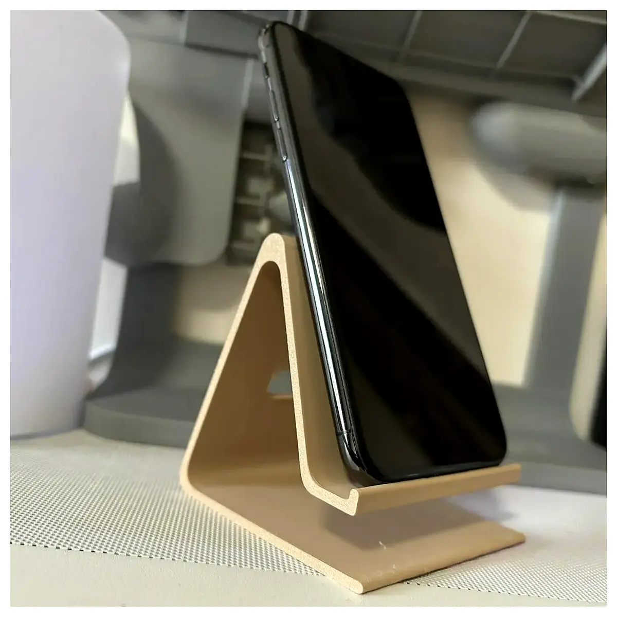 Desktop Phone Stand Adjustable Holder Mobile Phone Stand Support Bracket Accessory Phone Stand Holder