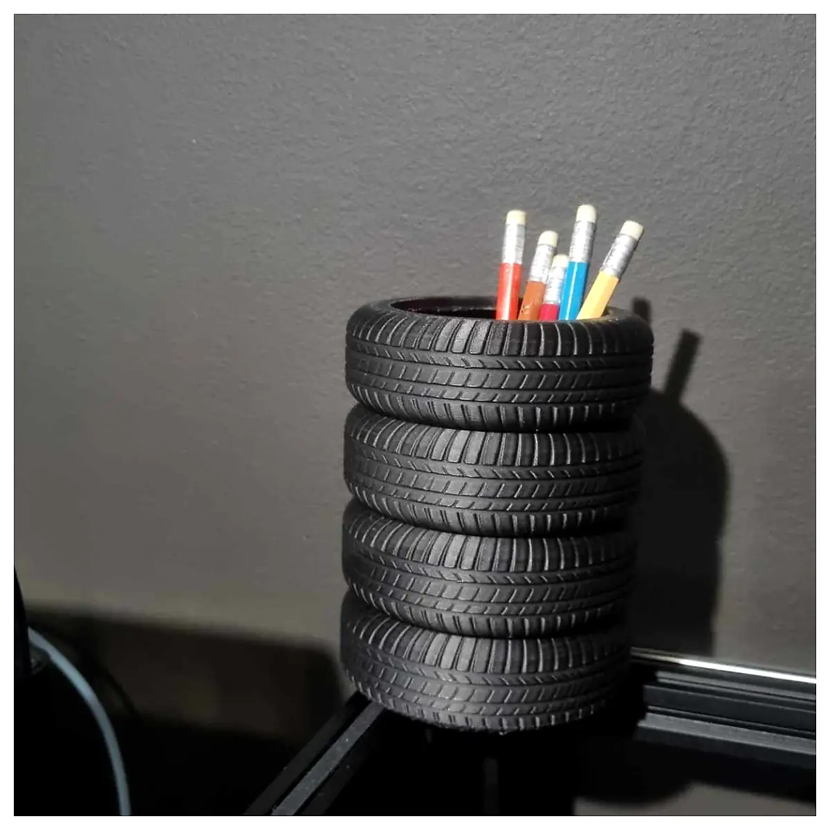 Tire Pen Holder Organizer Universal Tool Box Automotive Parts Repair Accessories