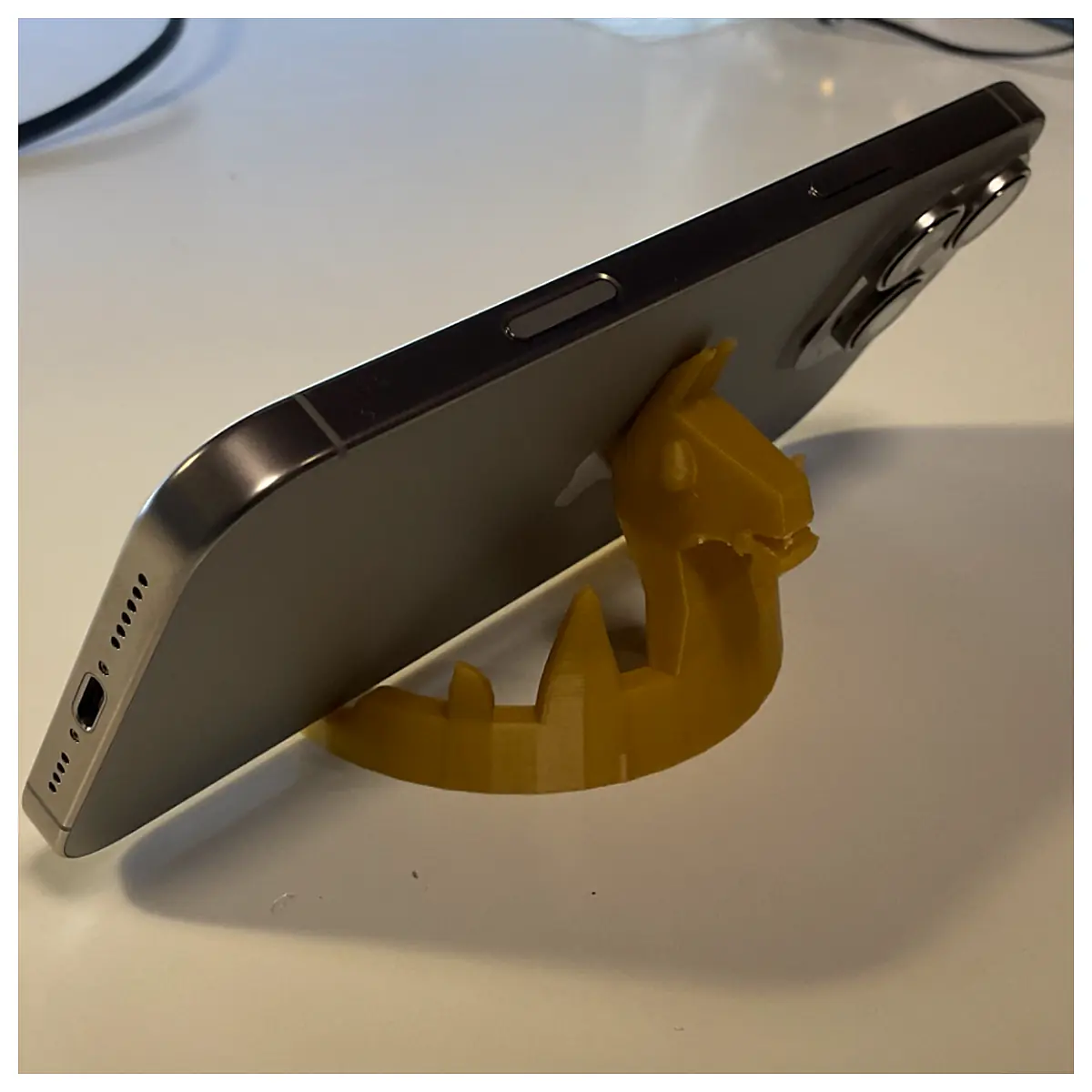 Fortnite Victory Crown Phone Stand Gaming Accessory Collectible Desk Display Anime Hero Figure