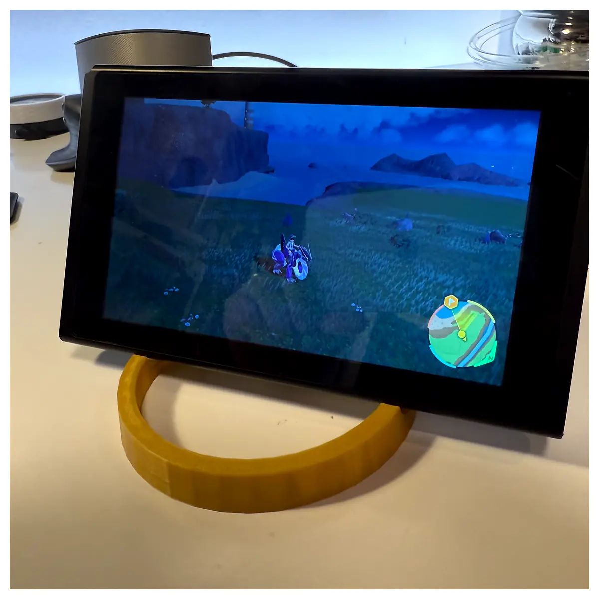 Fortnite Victory Crown Phone Stand Gaming Accessory Collectible Desk Display Anime Hero Figure