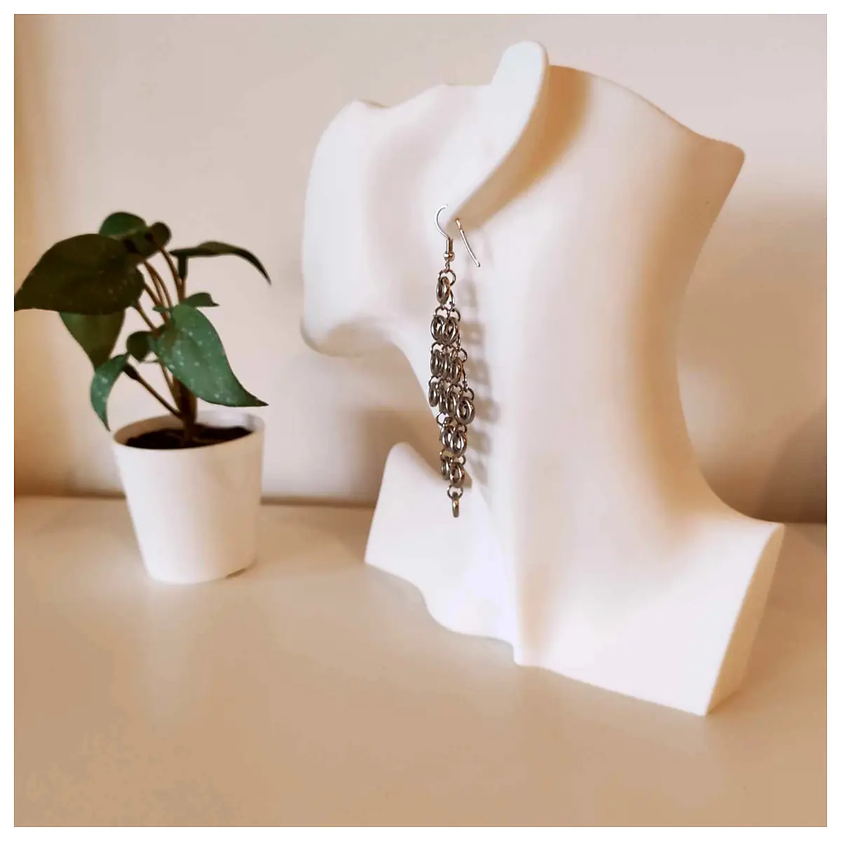Earring Display Stand Universal Jewelry Display Multi Tiered Display Fixture Shop Accessories Creative Display Easy Assembly