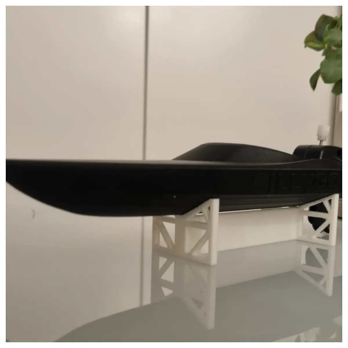 Boat Display Stand Goose Boat Model Stand Toy Boat Holder Ship Display Boat Assembly Decoration Boat Toy Stand