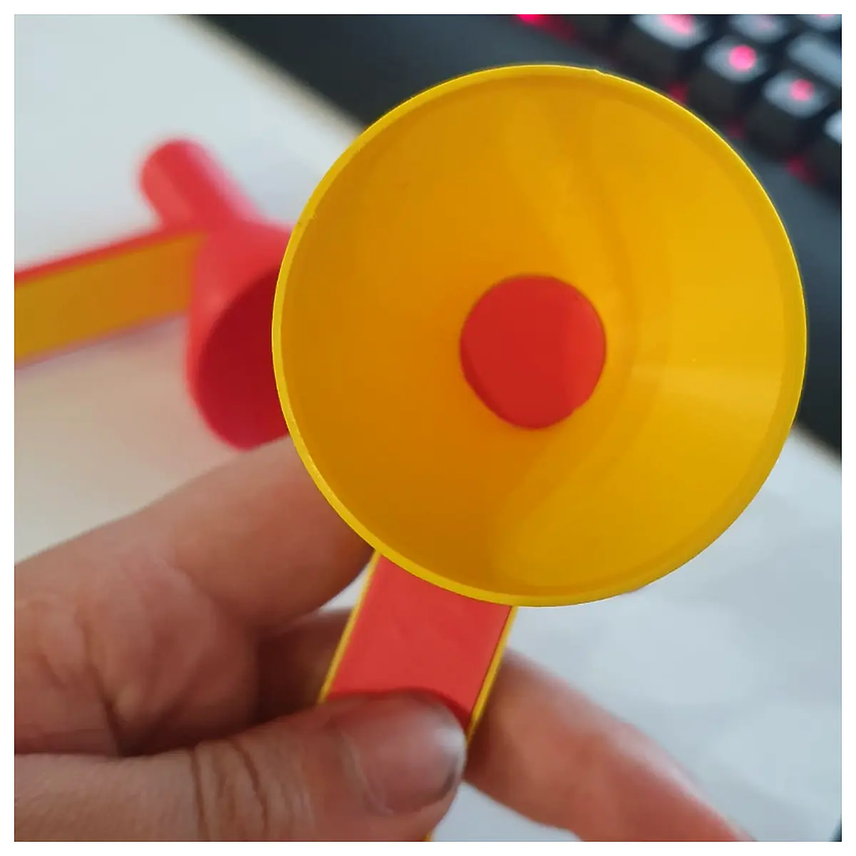 Funnel Scoop Measuring Cup Kitchen Measuring Tools Baking Scoop Accessories Universal Cup