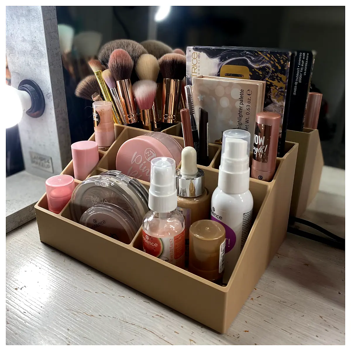 Makeup Organizer Storage Box Cosmetic Organizer Container Holder Supply Organizer Multi Compartment Storage