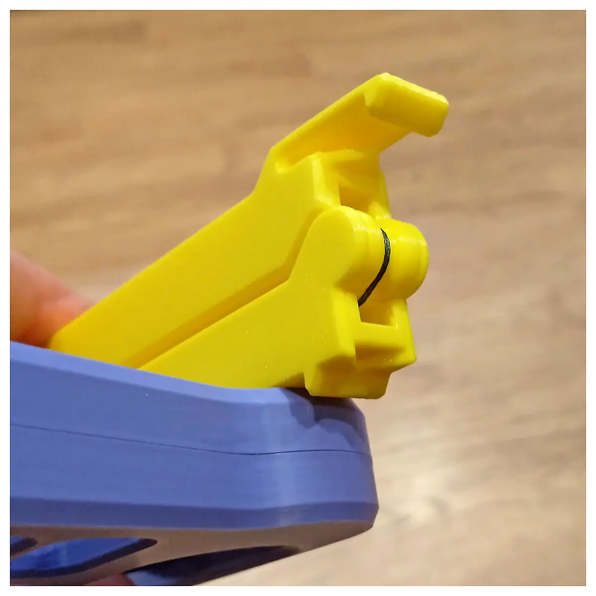 Folding Grabber Trash Picker Extendable Waste Reacher Multi Tool Cleaning Picker Garbage Collector