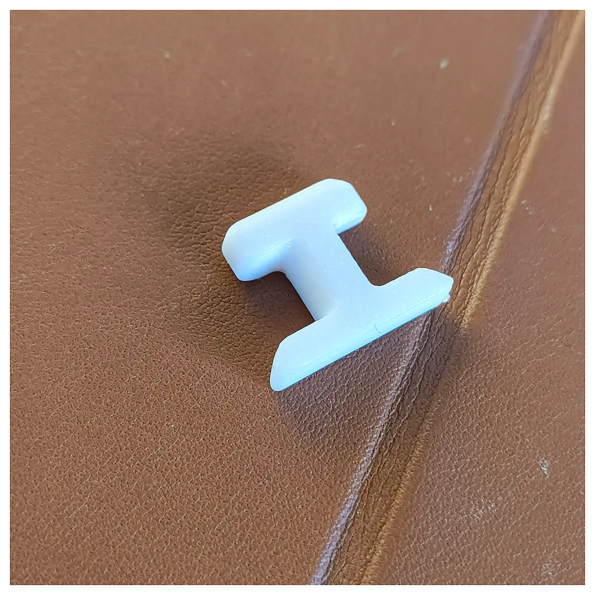 Skadis T Clip System Twist Clips Fasteners Parts Repair Accessories Connectors