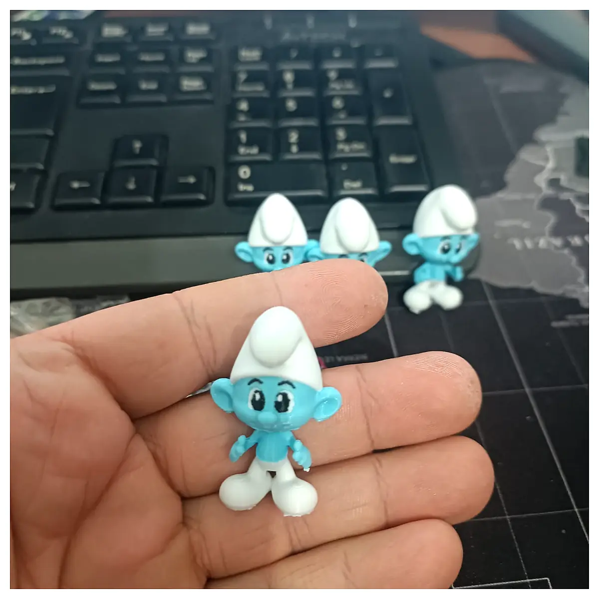 Smurf Toys Building Blocks Kids Educational Toys Creative Gift Assembly Model Puzzle Game
