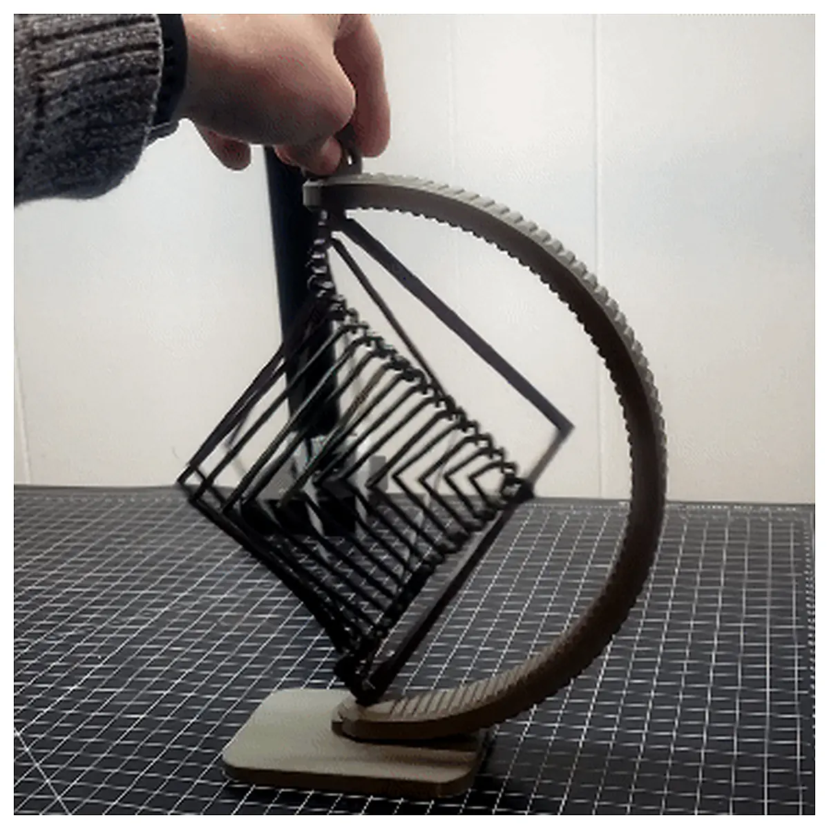 Kinetic Wave Sculpture Water Clock Device Decorative Art Piece Desktop Ornament Creative Gift Water Flow Art