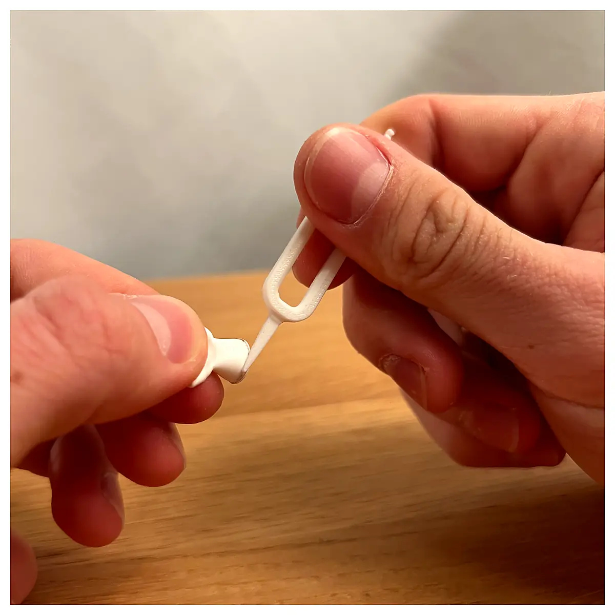 Earbuds Cleaning Brush Bluetooth Headphones Care Tool Wipe Pen Protection Ear Tips Accessories