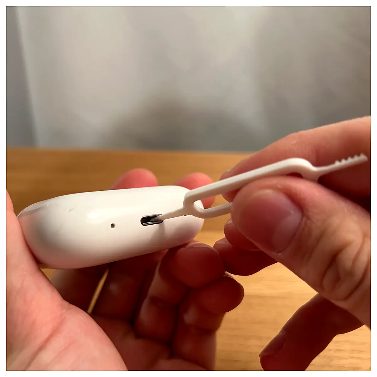 Earbuds Cleaning Brush Bluetooth Headphones Care Tool Wipe Pen Protection Ear Tips Accessories