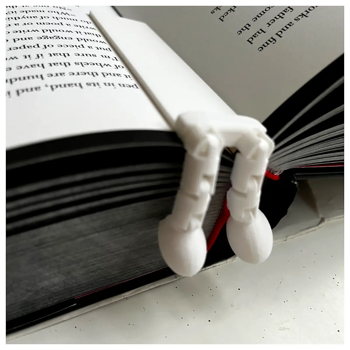 Flexible Legs Bookmark Clip Book Page Holder Stabilizer Office Accessories Multi Functional