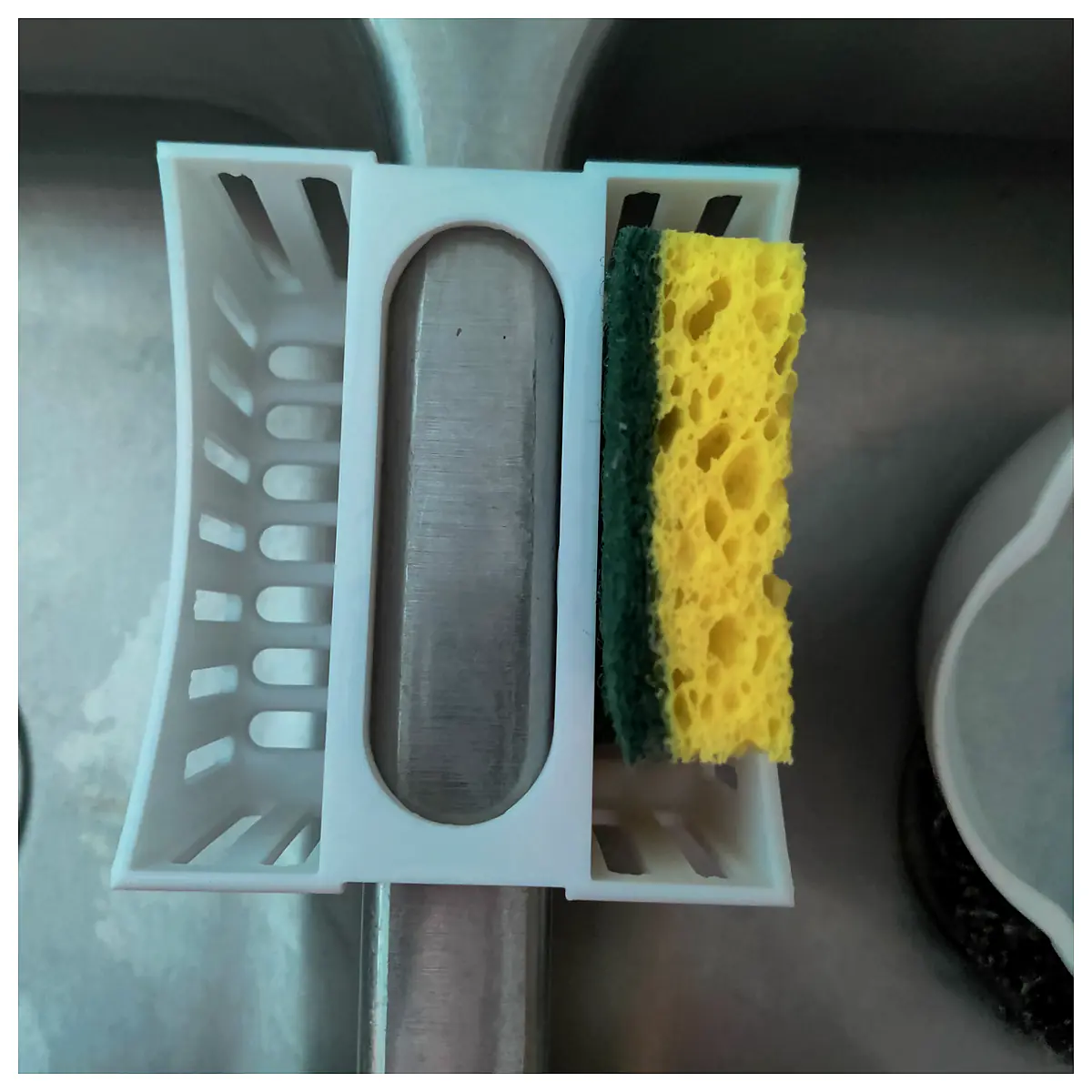 Sink Sponge Holder Attachment Draining Brush Kitchen Accessories Water Strainer Cleaning Tool Universal Fit