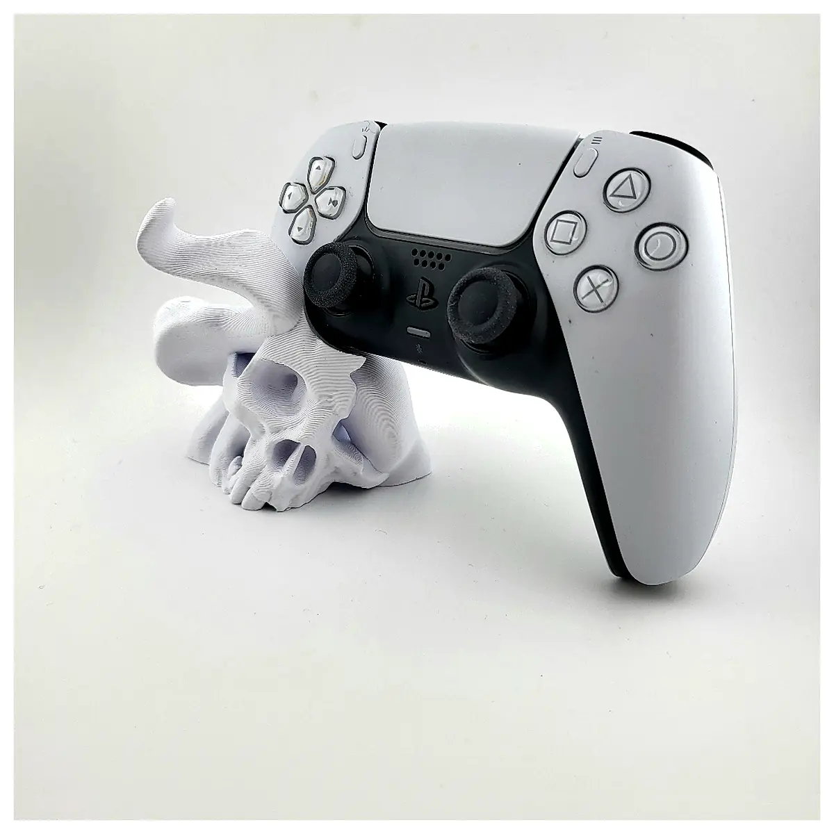 PS5 Smoke Skull Stand Controller Holder Joystick Stand Game Accessories Smoke Skull Holder Replacement Parts Repair