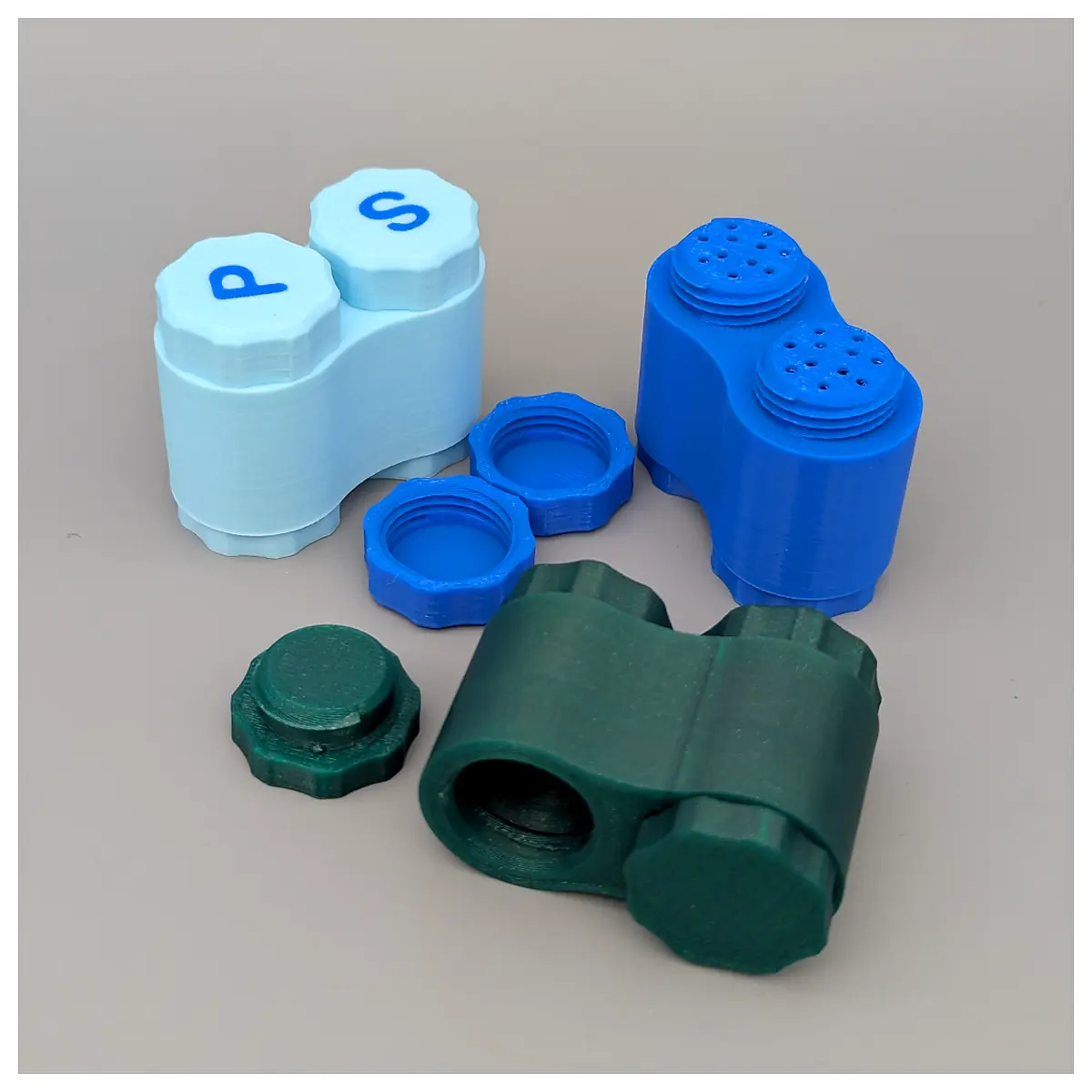 Travel Camping Outdoor Pepper Salt Shaker Set Universal Spice Salt Container Outdoor Accessories