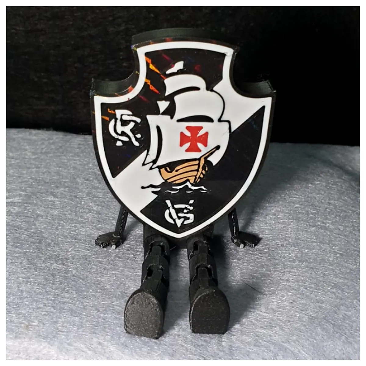 CR Vasco da Gama Shield Flexible Stand Display Model Collector s Item Decorative Shield Vasco da Gama Memorabilia