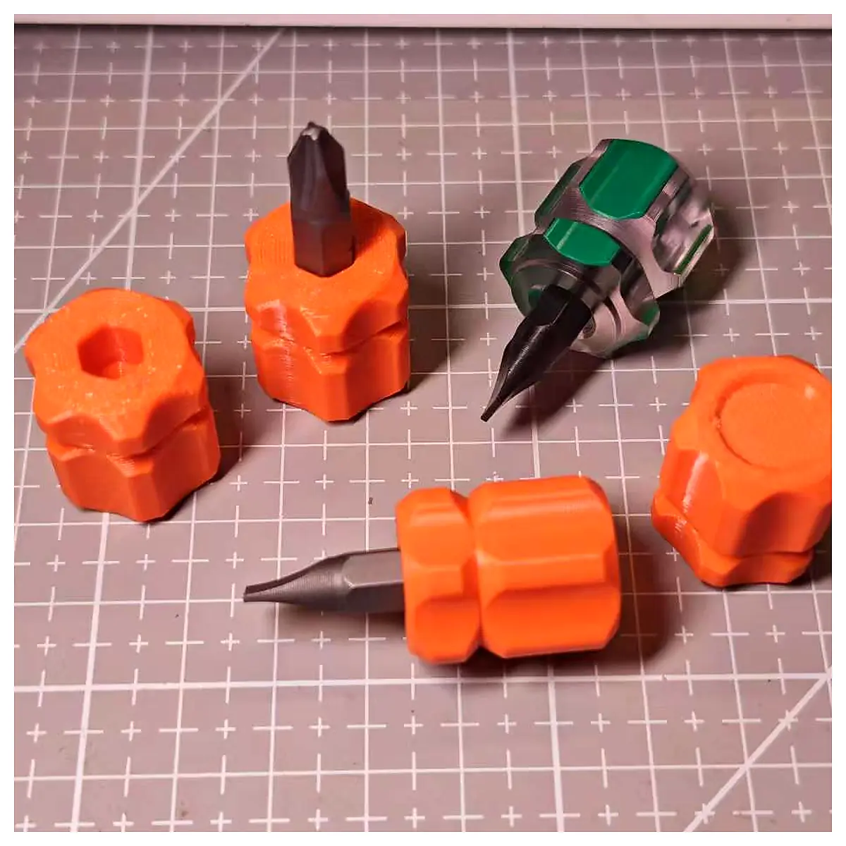 Tiny Screwdriver Set Multi Tool Repair Parts Disassembly Tool Kit Precision Screwdriver