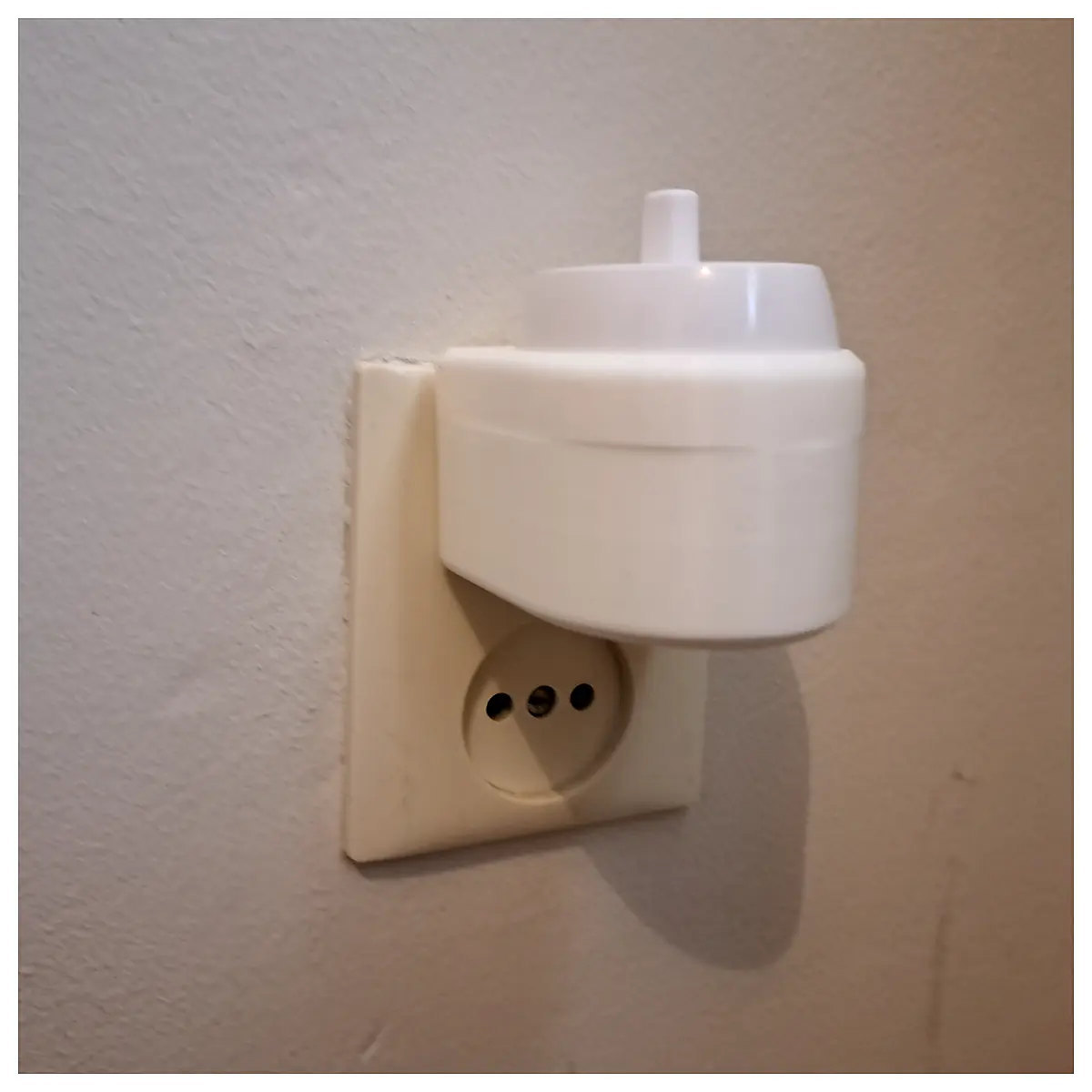 Electric Toothbrush Charger Holder Bracket Fuse Compatible EURO BS 4573 UNGER
