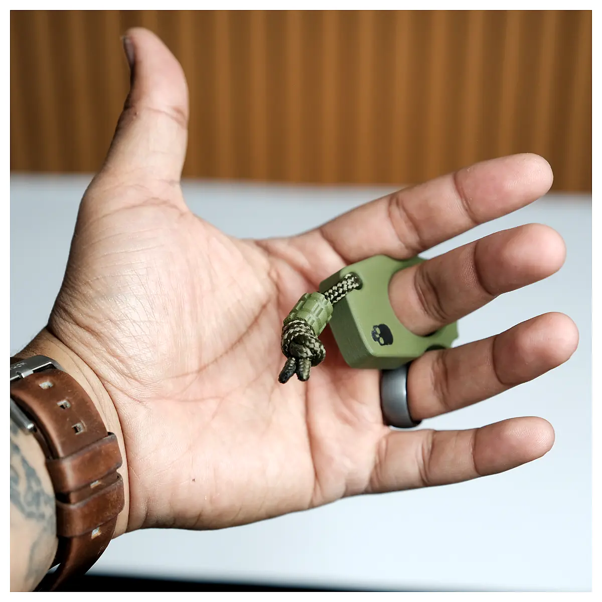 Tactical Mini Knuckle Keychain Multi Tool EDC Emergency Kit Keyring Parts Repair Accessories