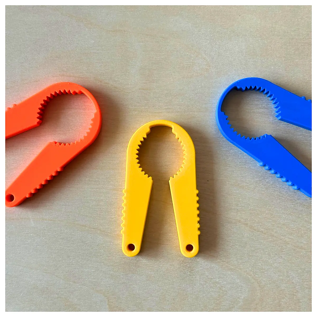Bottle Opener Universal Multi Function Beer Opener Drink Opener Easy Grip Fast Opening